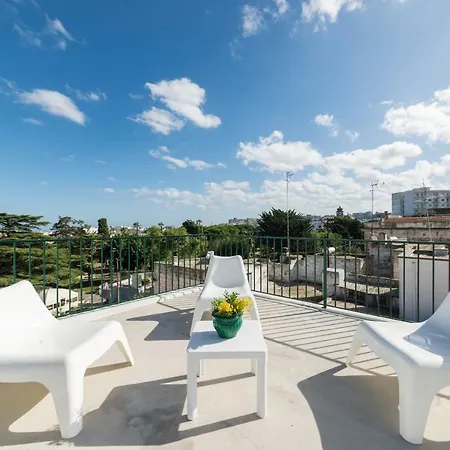 Apartment Terrazza Blanca Con Vista By Wonderful Italy